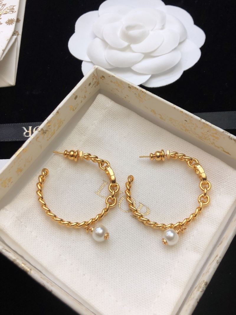 chr1st1an D10r earrings